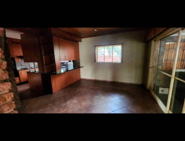 4 BEDROOM HOUSE FOR SALE IN DORANDIA